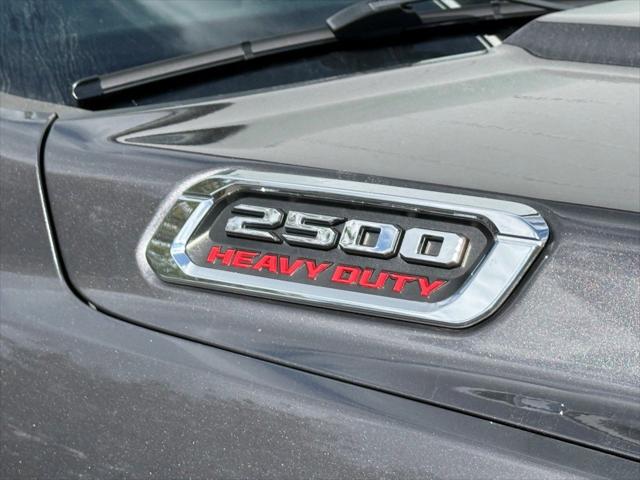 2022 RAM 2500 Big Horn Crew Cab 4x4 64 Box