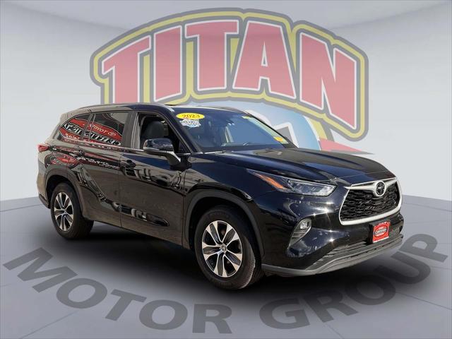 2023 Toyota Highlander XLE [3]