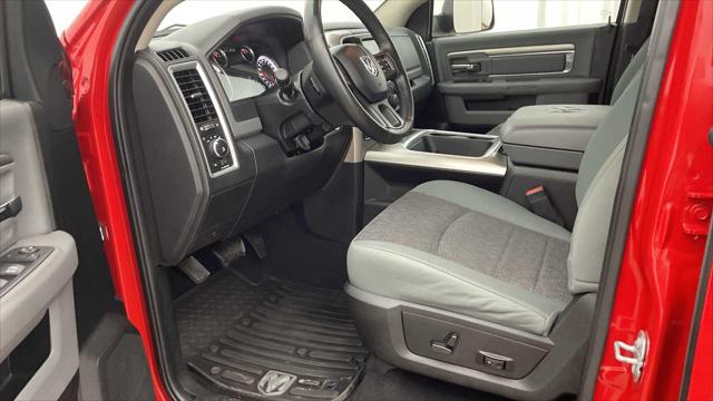 2017 RAM 1500 SLT 2017 RAM 1500 SLT