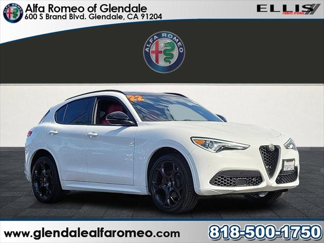 2022 Alfa Romeo Stelvio Veloce Ti AWD 2022 Alfa Romeo Stelvio Veloce Ti AWD