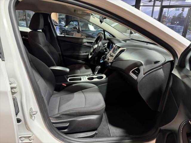 2017 Chevrolet Cruze LS Auto