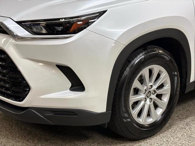 2024 Toyota Grand Highlander XLE AWD (Natl) [7]