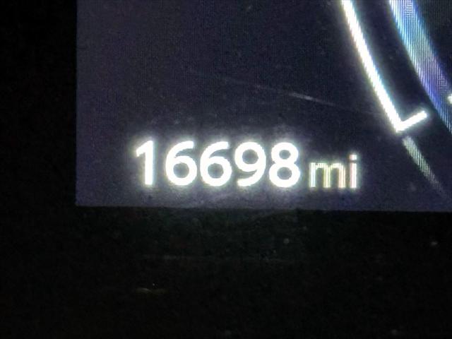 2024 Toyota Grand Highlander XLE AWD (Natl) [28]