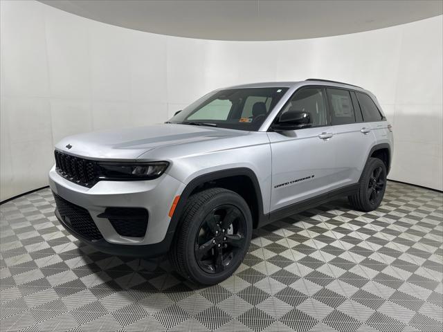 2025 Jeep Grand Cherokee GRAND CHEROKEE ALTITUDE X 4X4