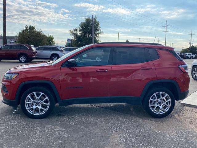 2025 Jeep Compass Latitude 4x4 2025 Jeep Compass Latitude 4x4