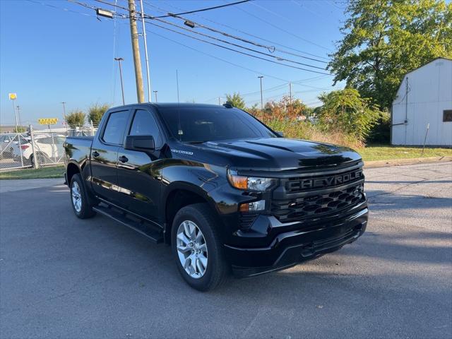2024 Chevrolet Silverado 1500 4WD Crew Cab Short Bed Custom