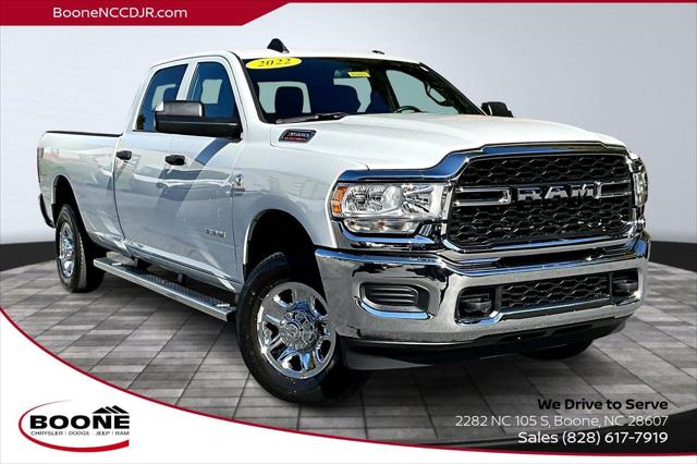 2022 RAM 3500 Tradesman Crew Cab 4x4 8 Box