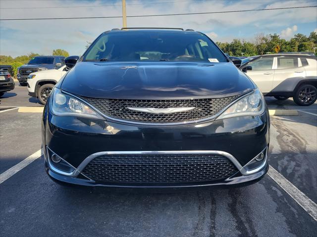 2017 Chrysler Pacifica Touring-L Plus