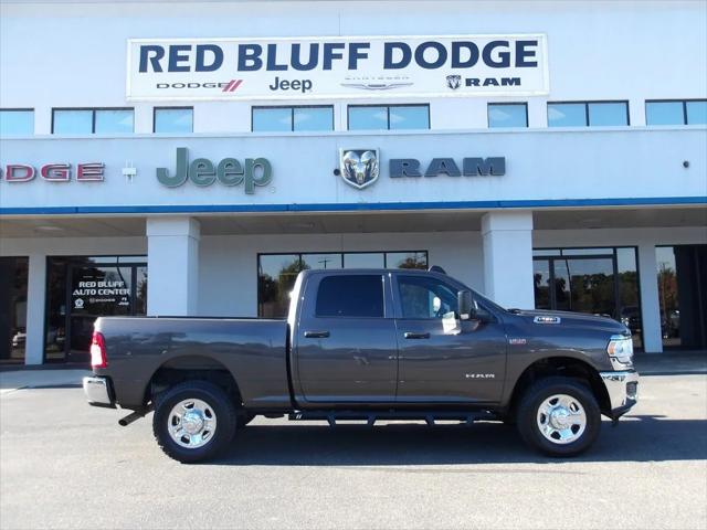 2022 RAM 2500 Tradesman Crew Cab 4x4 64 Box 2022 RAM 2500 Tradesman Crew Cab 4x4 64 Box