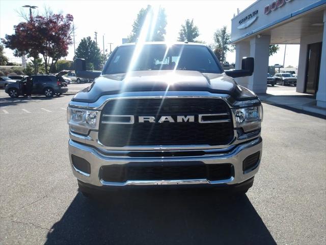 2022 RAM 2500 Tradesman Crew Cab 4x4 64 Box 2022 RAM 2500 Tradesman Crew Cab 4x4 64 Box