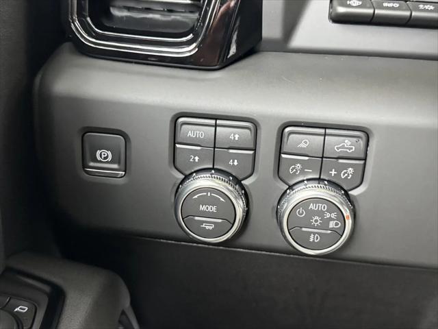 2026 GMC Sierra 2500HD Crew Cab, Standard Bed, AT4, 4WD