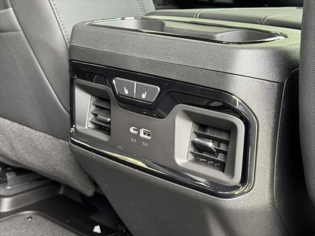 2026 GMC Sierra 2500HD Crew Cab, Standard Bed, AT4, 4WD