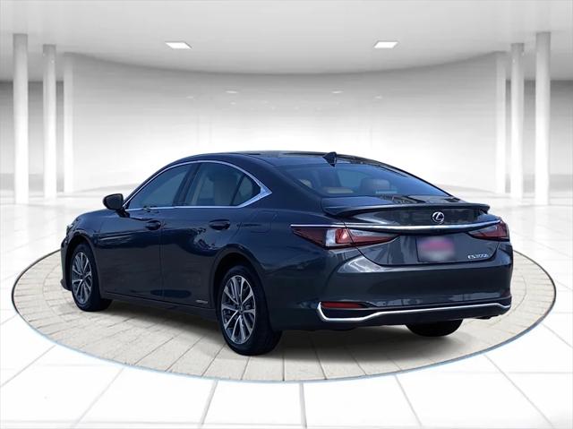 2022 Lexus ES 300h 300h 2022 Lexus ES 300h 300h