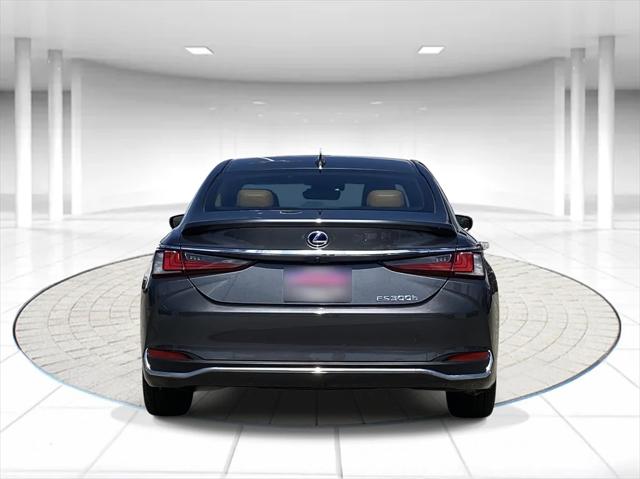 2022 Lexus ES 300h 300h 2022 Lexus ES 300h 300h