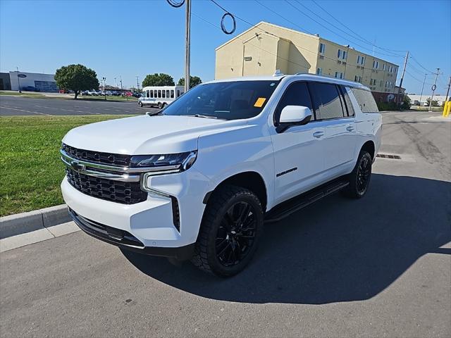 2023 Chevrolet Suburban 4WD LS