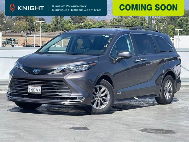 2021 Toyota Sienna XLE