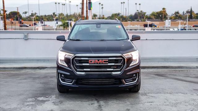 2023 GMC Terrain AWD AT4 2023 GMC Terrain AWD AT4