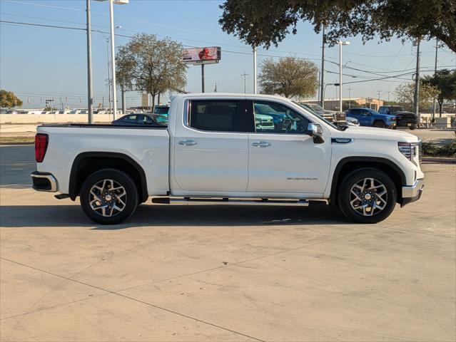 2023 GMC Sierra 1500 2WD Crew Cab Short Box SLT