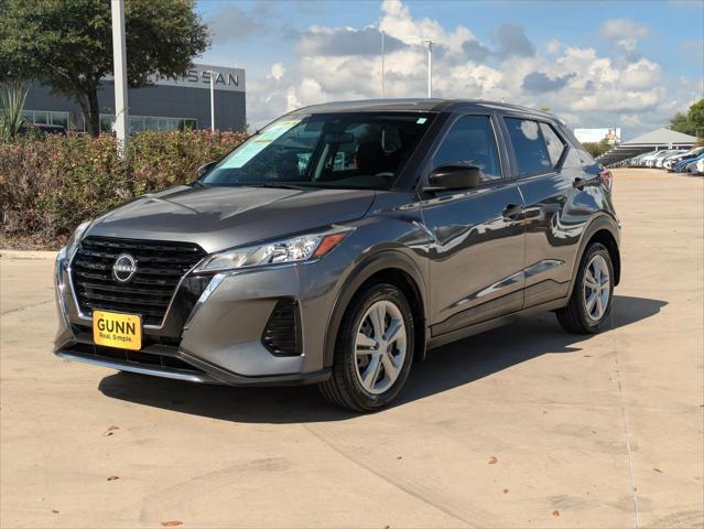 2022 Nissan Kicks S Xtronic CVT