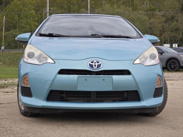 2013 Toyota Prius c 