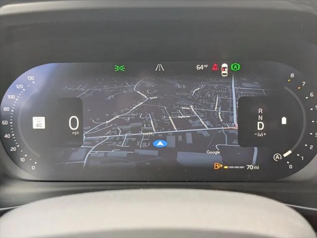 2026 Volvo XC40 Plus, B5 AWD Gas (mild hybrid), Dark