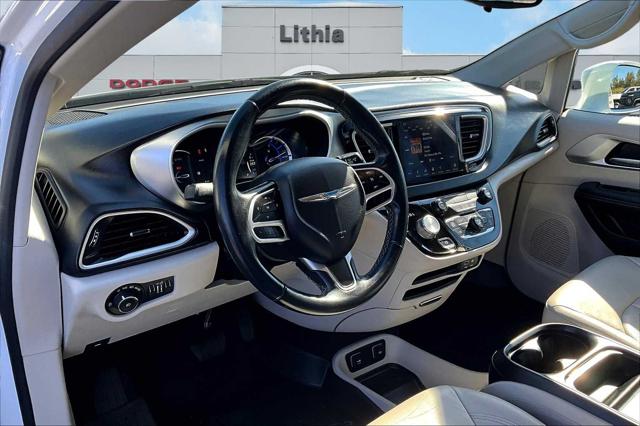 2018 Chrysler Pacifica Hybrid Touring L 2018 Chrysler Pacifica Hybrid Touring L