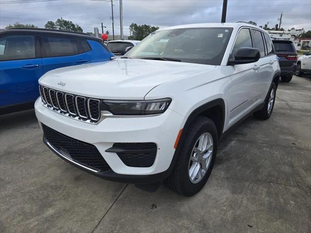 2025 Jeep Grand Cherokee Laredo X 4x2 2025 Jeep Grand Cherokee Laredo X 4x2