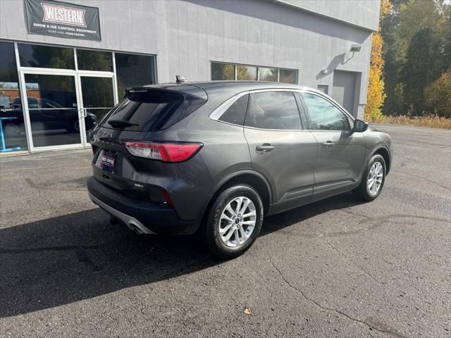 2020 Ford Escape SE 2020 Ford Escape SE