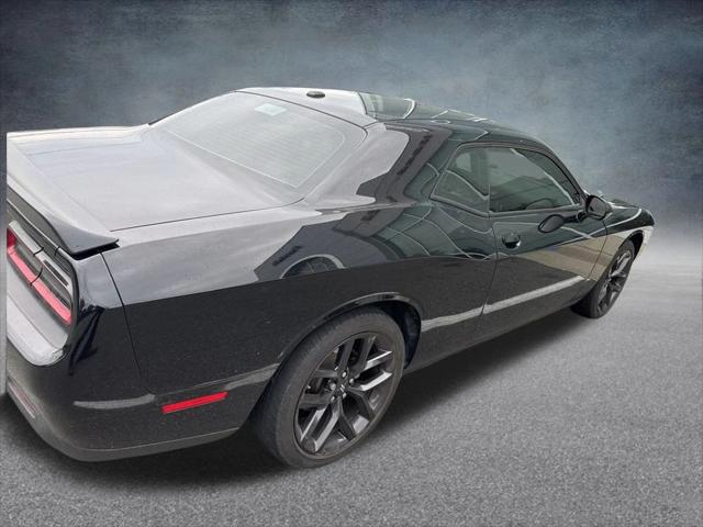 2022 Dodge Challenger SXT