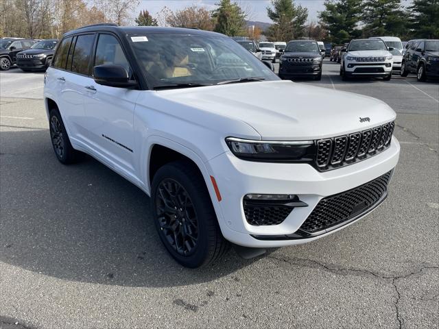 2025 Jeep Grand Cherokee GRAND CHEROKEE SUMMIT RESERVE 4X4