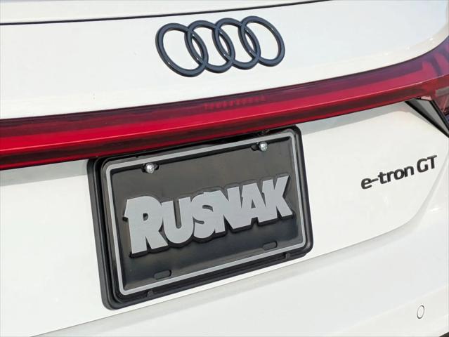 2026 Audi RS e-tron GT quattro