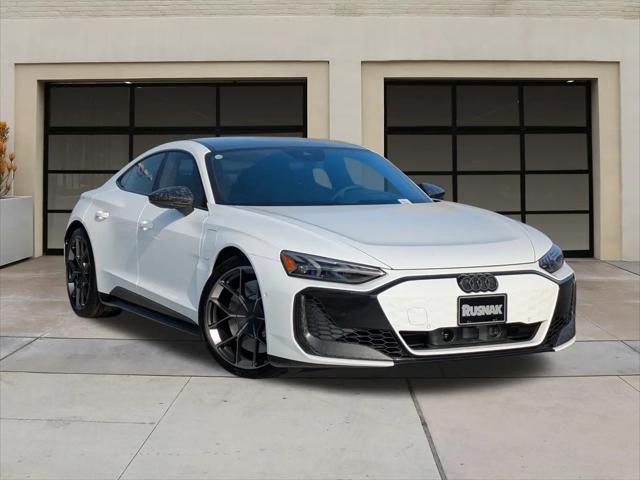 2026 Audi RS e-tron GT quattro