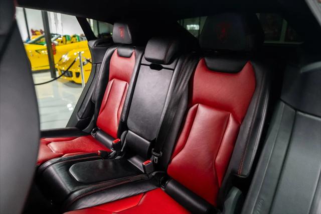 2019 Lamborghini Urus Standard