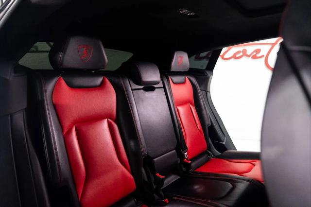 2019 Lamborghini Urus Standard