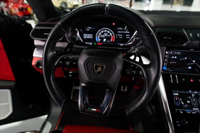 2019 Lamborghini Urus Standard