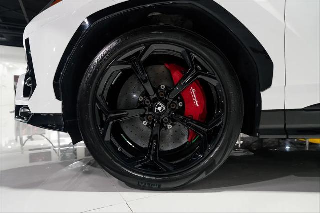 2019 Lamborghini Urus Standard