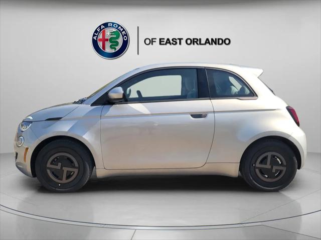 2025 Fiat 500e Giorgio Armani FWD