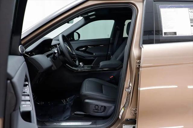 2026 Land Rover Range Rover Evoque Dynamic SE