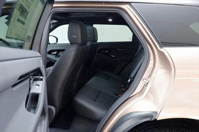 2026 Land Rover Range Rover Evoque Dynamic SE