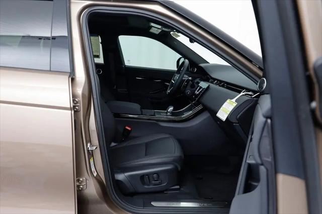2026 Land Rover Range Rover Evoque Dynamic SE