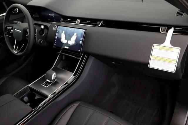 2026 Land Rover Range Rover Evoque Dynamic SE