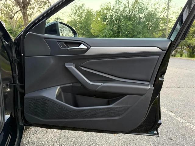 2019 Volkswagen Jetta 1.4T R-Line