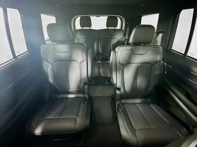 2025 Jeep Grand Cherokee L Overland 4x4