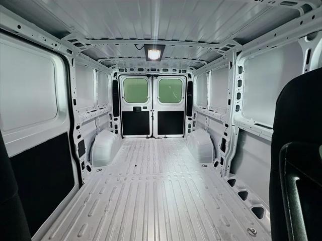 2026 Ram ProMaster Cargo Van Tradesman Low Roof 136" WB w/Pass Seat