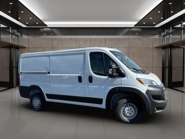 2025 Ram ProMaster Cargo Van Tradesman Low Roof 136" WB w/Pass Seat