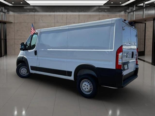 2025 Ram ProMaster Cargo Van Tradesman Low Roof 136" WB w/Pass Seat