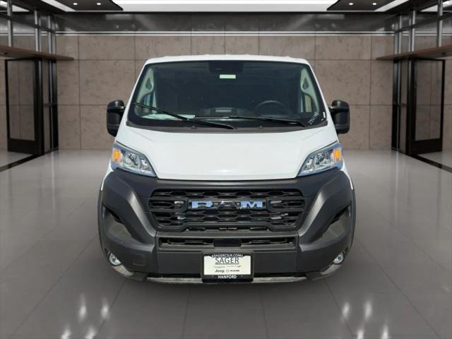 2025 Ram ProMaster Cargo Van Tradesman Low Roof 136" WB w/Pass Seat