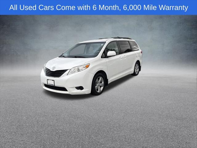 2014 Toyota Sienna LE