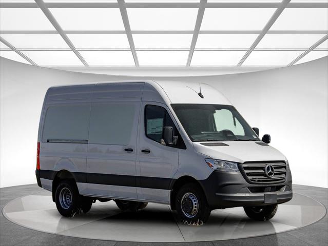 2026 Mercedes-Benz Sprinter 4500 Standard Roof 4-Cyl Diesel HO