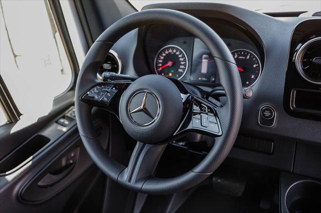 2026 Mercedes-Benz Sprinter 4500 Standard Roof 4-Cyl Diesel HO